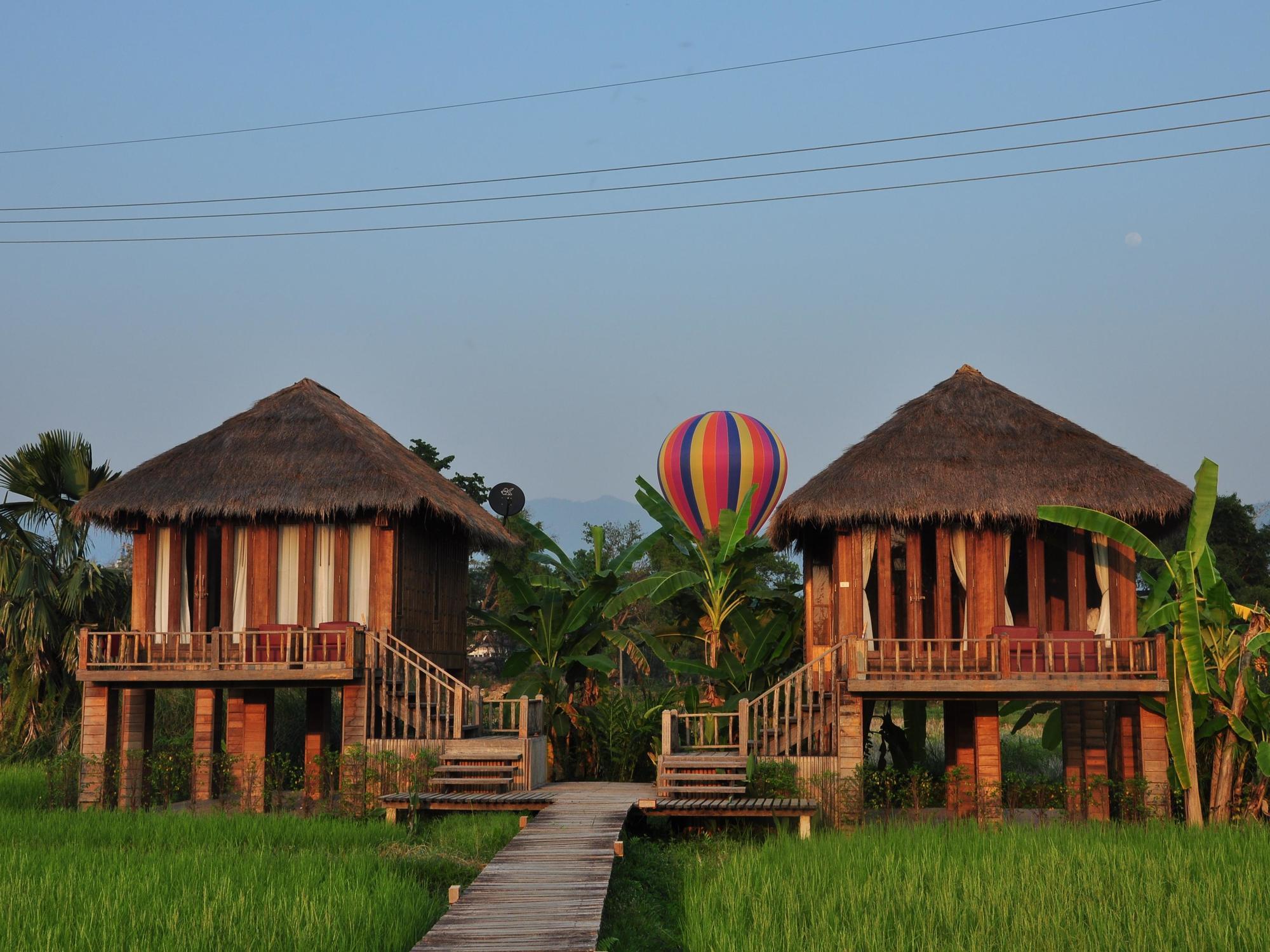 Viengtara Vangvieng Resort Vang Vieng Extérieur photo