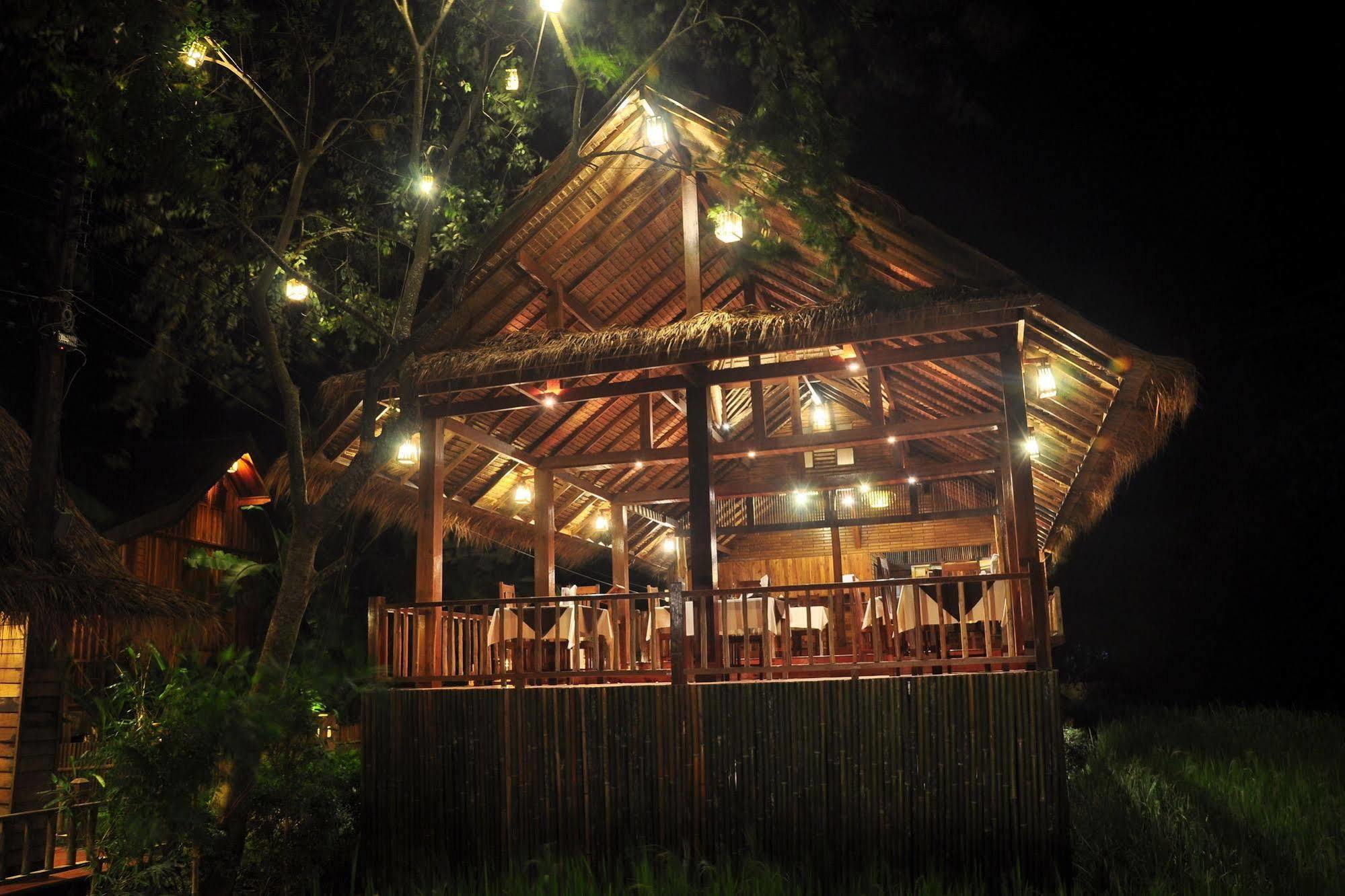 Viengtara Vangvieng Resort Vang Vieng Extérieur photo